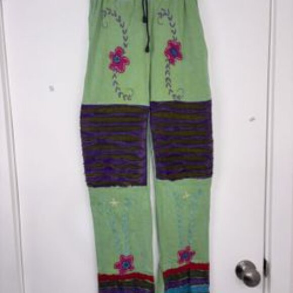 Huge Closet Sale, Lowest prices of the Year!! Make an offer! - Picture 6 of 10